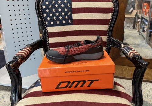 DMT FK10 CORAL/BLACK 41/8